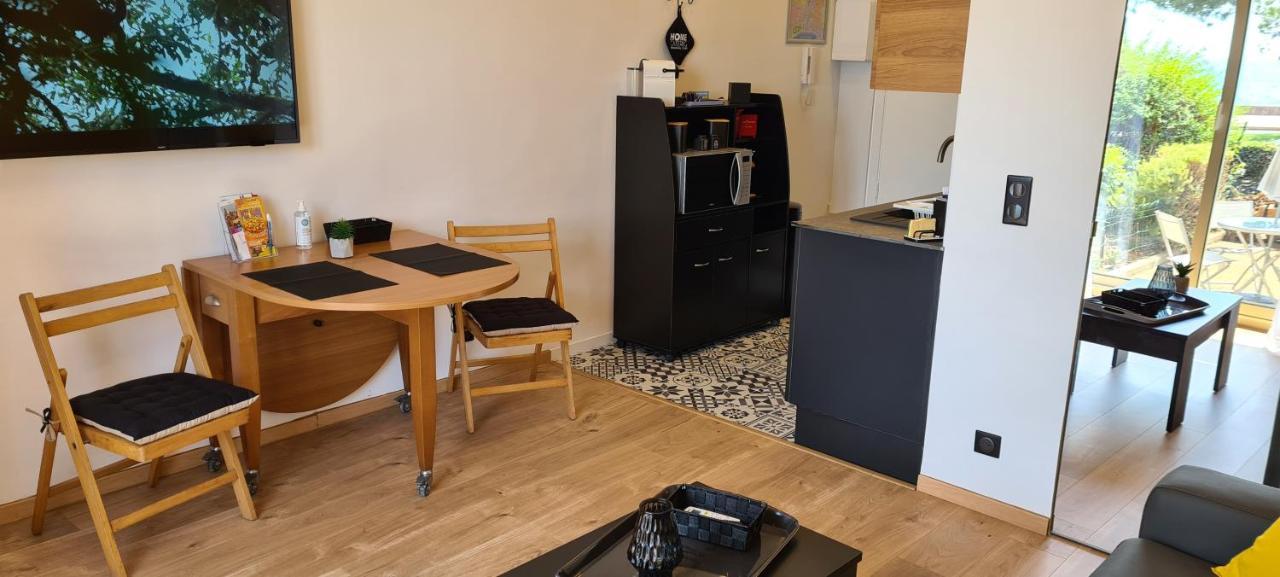 Studio De La Plage - Mer, Terrasse Et Garage Cagnes-sur-Mer Eksteriør billede